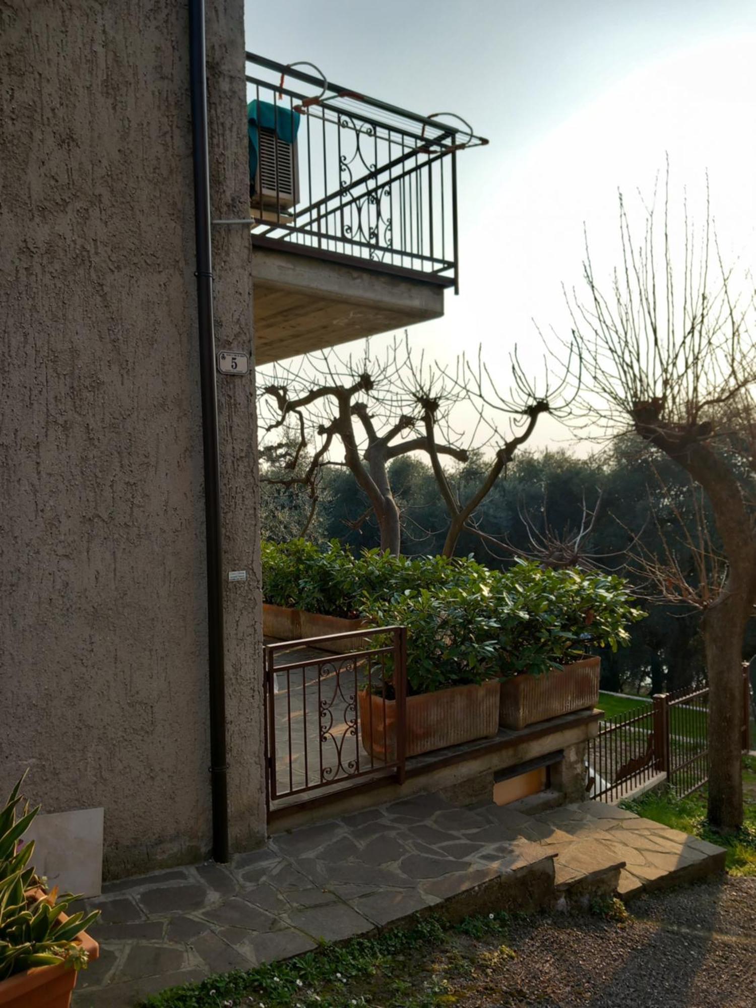 Apartament Casa Antony Torri Del Benaco Zewnętrze zdjęcie